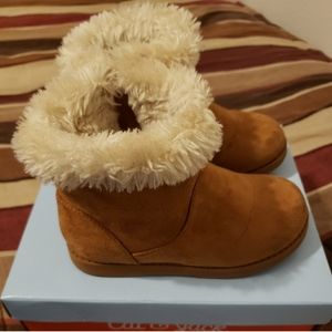 Cat & Jack, brown suede boots, size 9
